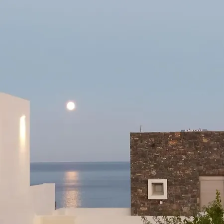 Ethereal Southcrete Holiday home *